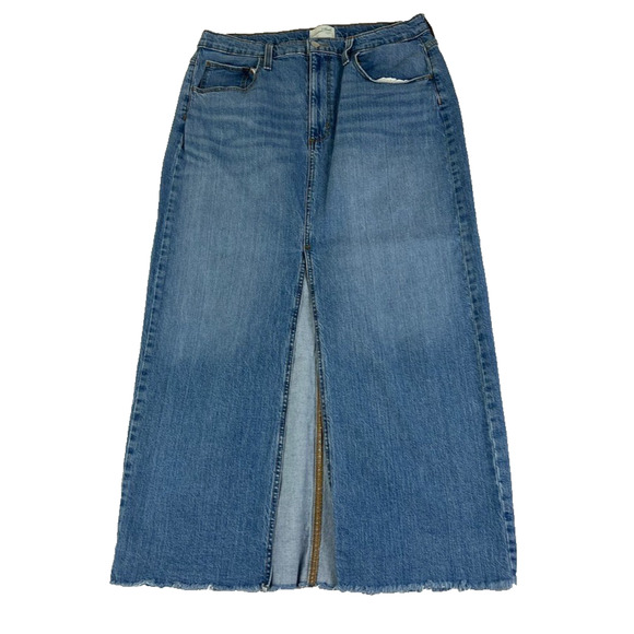 Universal Thread Denim Skirt Women's Size 14 Medium Wash Slit Front Raw Hem - Picture 1 of 9